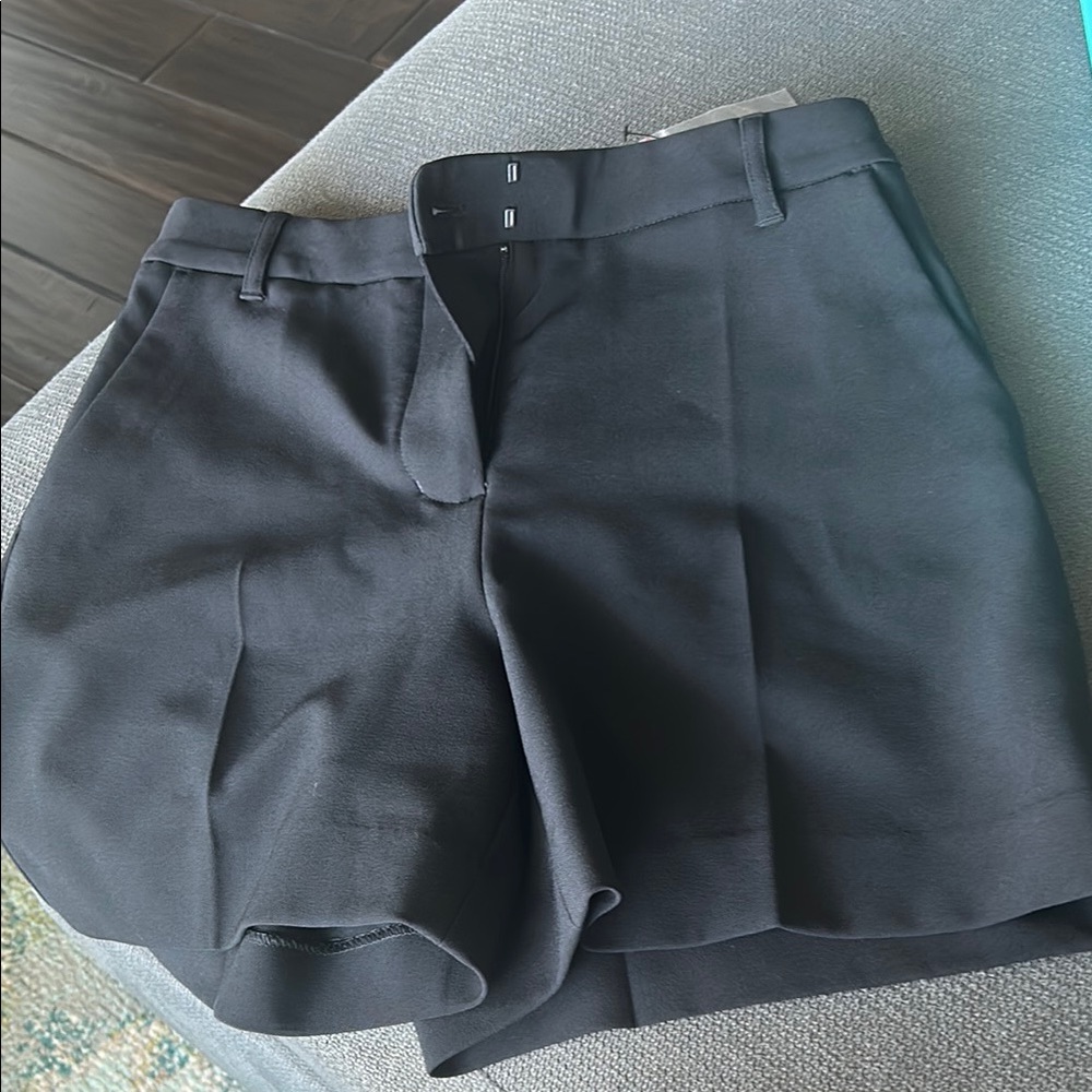 Express Women's Black Tailored Bermuda Shorts